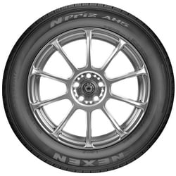 Nexen N Priz AH5 175/65 R15 84 H car tire