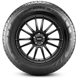 Car tire Pirelli Scorpion STR