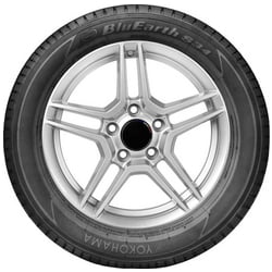 Car tire Yokohama BluEarth S34TZ